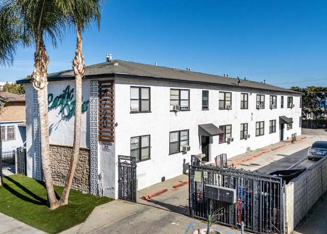 Property at 6720 West Blvd, Los Angeles, CA 90043, 16 beds, 8 baths