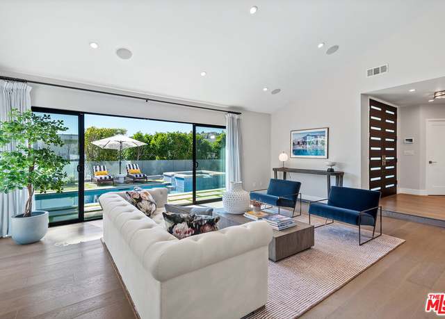 Property at 2170 Mount Olympus Dr, Los Angeles, CA 90046, 4 beds, 3.5 baths