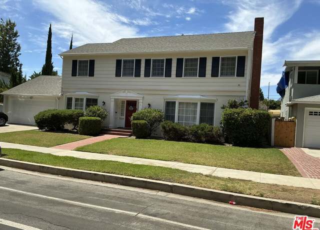 Property at 4115 Degnan Blvd, Los Angeles, CA 90008, 3 beds, 2.5 baths