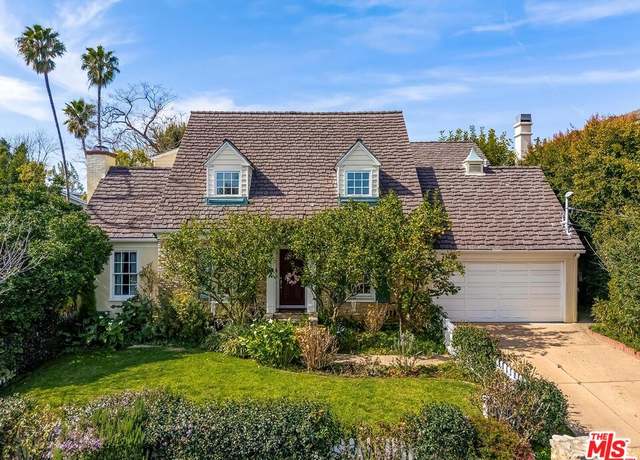 Property at 333 Oceano Dr, Los Angeles, CA 90049, 6 beds, 4.5 baths