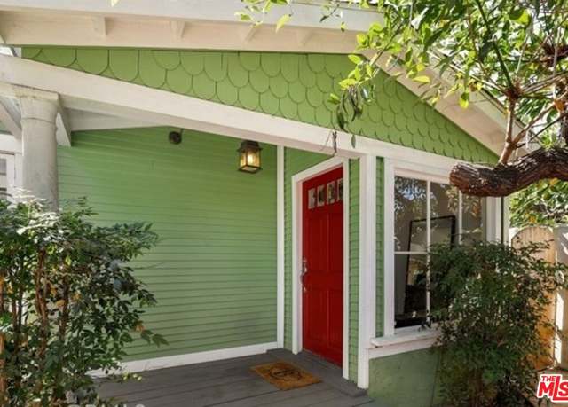 Property at 421 Maine Ave, Long Beach, CA 90802, 2 beds, 2 baths