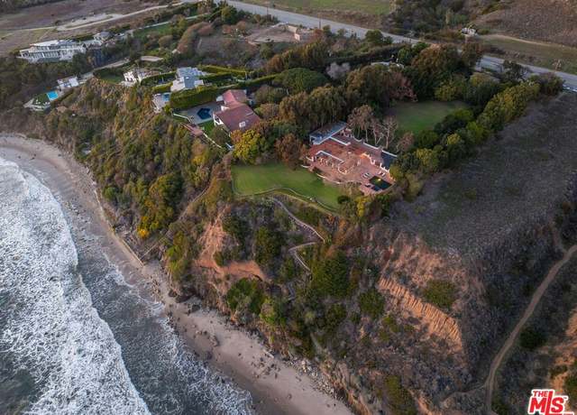 Property at 32752 Pacific Coast Hwy, Malibu, CA 90265, 8 beds, 7 baths