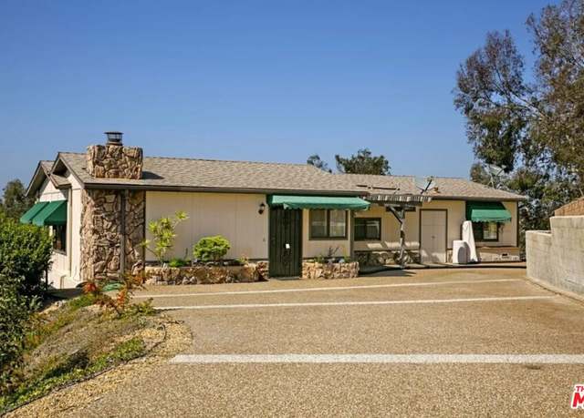 Property at 607 Via Del Mar, Vista, CA 92081, 2 beds, 2 baths