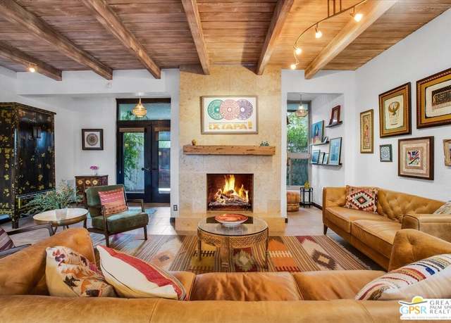 Property at 45864 Shadow Mountain Dr, Palm Desert, CA 92260, 3 beds, 2.5 baths