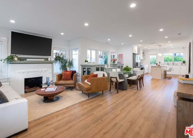 Property at 2616 Abbot Kinney Blvd, Venice, CA 90291, 2 beds, 2 baths