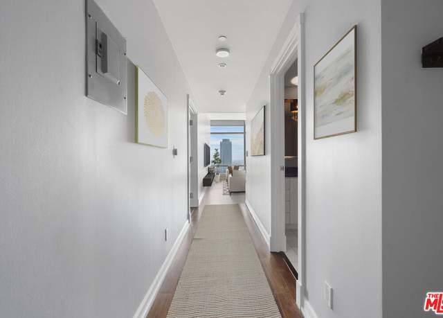 Property at 900 W Olympic Blvd Unit 31C, Los Angeles, CA 90015, 1 bed, 1.5 baths