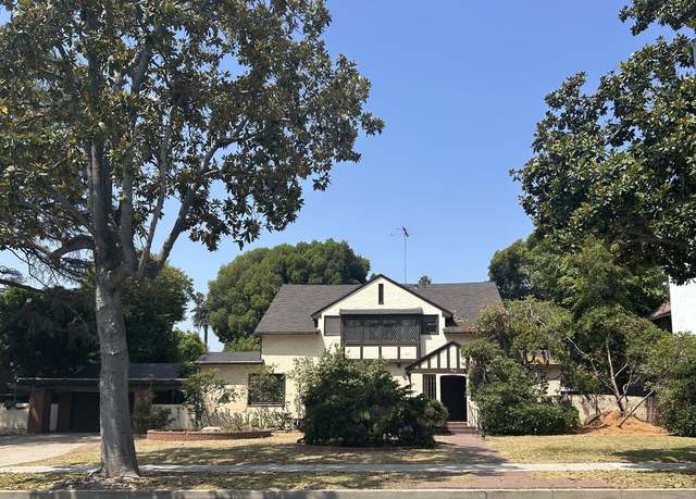 Property at 613 N Crescent Dr, Beverly Hills, CA 90210, 5 beds, 5 baths
