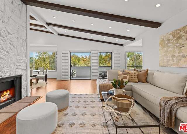 Property at 853 S Le Doux Rd #301, Los Angeles, CA 90035, 3 beds, 3 baths
