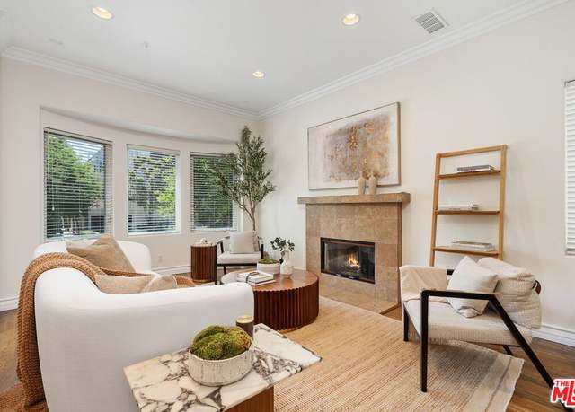 Property at 4125 W Hood Ave #102, Burbank, CA 91505, 3 beds, 2.5 baths