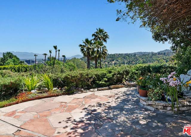 Property at 16840 Oak View Dr, Encino, CA 91436, 5 beds, 3 baths