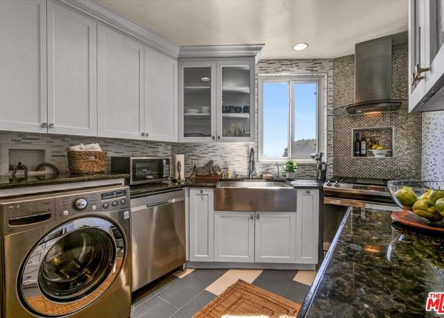 Property at 11670 W Sunset Blvd #303, Los Angeles, CA 90049, 2 beds, 2 baths