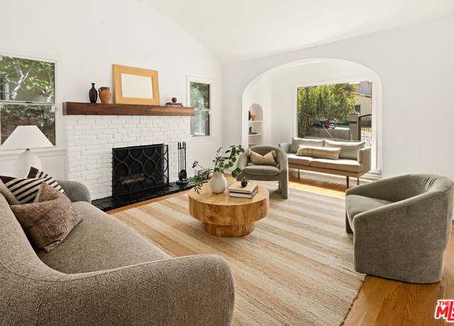 Property at 1307 Hauser Blvd, Los Angeles, CA 90019, 2 beds, 2 baths