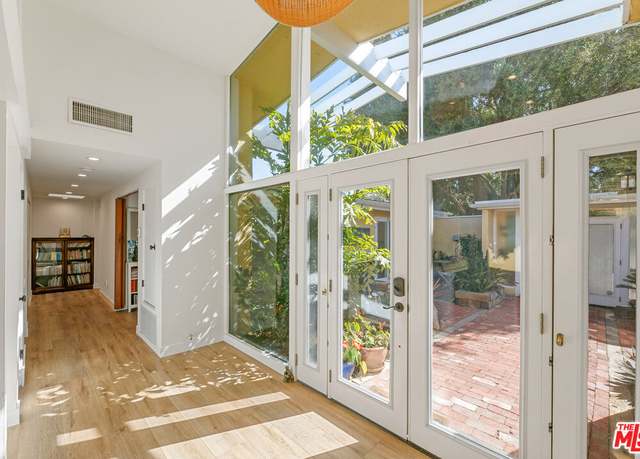 Property at 6308 Paseo Canyon Dr, Malibu, CA 90265, 5 beds, 3.5 baths