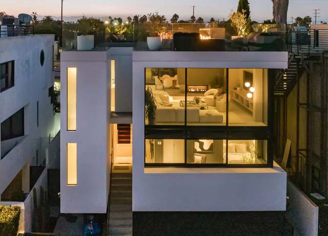 Property at 621 Mildred Ave, Venice, CA 90291, 3 beds, 4 baths
