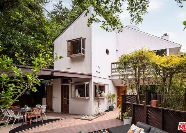 Property at 8757 Arlene Ter, Los Angeles, CA 90046, 3 beds, 2.5 baths