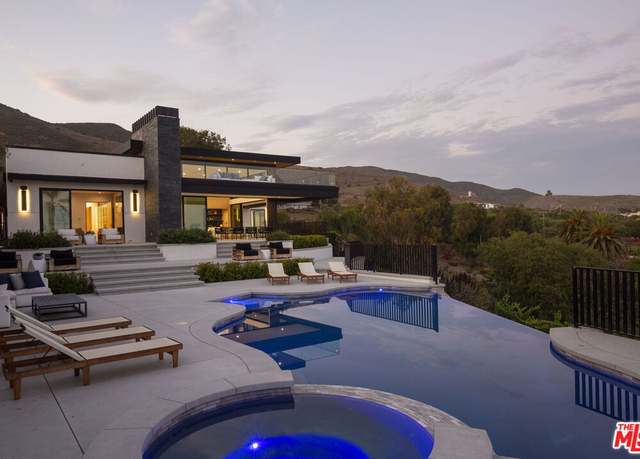 Property at 29800 Cuthbert Rd, Malibu, CA 90265, 6 beds, 7.5 baths