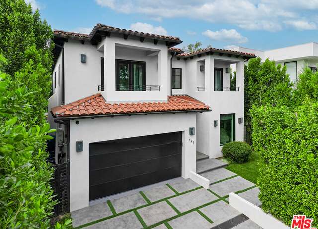 Property at 741 N Vista St, Los Angeles, CA 90046, 4 beds, 4.5 baths