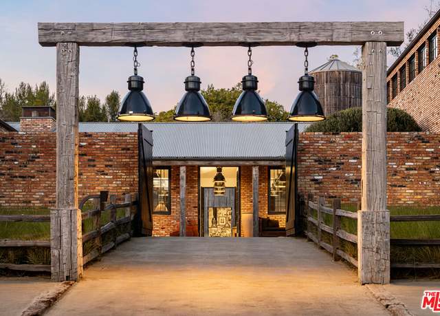 Property at 13215 Riviera Ranch Rd, Los Angeles, CA 90049, 5 beds, 7 baths
