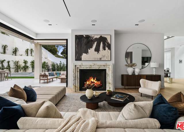 Property at 10950 Verano Rd, Los Angeles, CA 90077, 6 beds, 6.5 baths