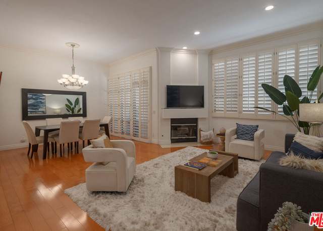 Property at 11636 Montana Ave #107, Los Angeles, CA 90049, 2 beds, 2.5 baths