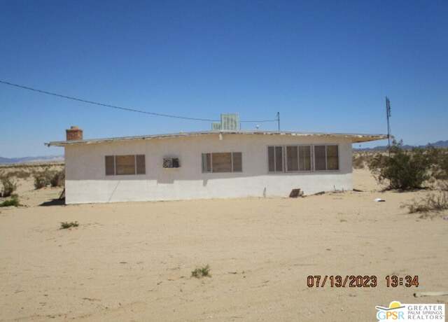 Property at 4215 Nevada Trails Ave, Twenty-nine Palms, CA 92277, 5 beds, 3 baths