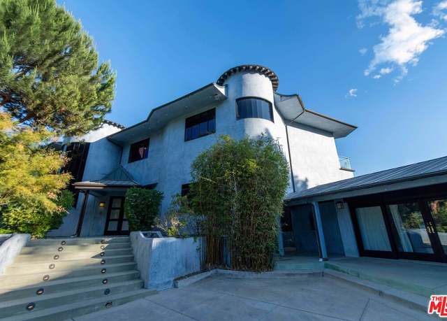 Property at 1799 Correa Way, Los Angeles, CA 90049, 7 beds, 7.5 baths
