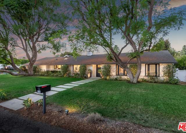 Property at 17149 Mccormick St, Encino, CA 91316, 4 beds, 4.5 baths