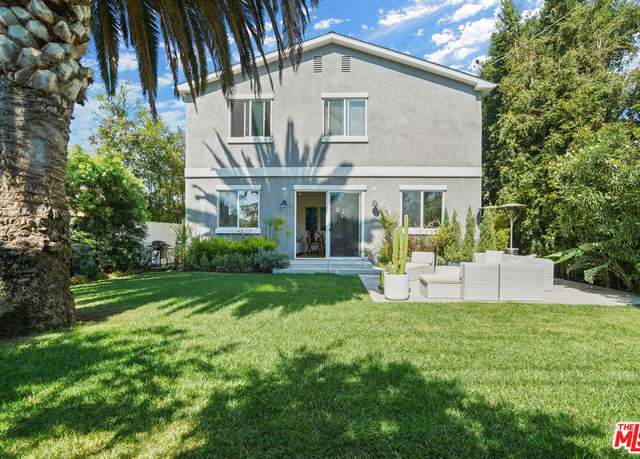 Property at 12536 Barbara Ave, Los Angeles, CA 90066, 4 beds, 3 baths