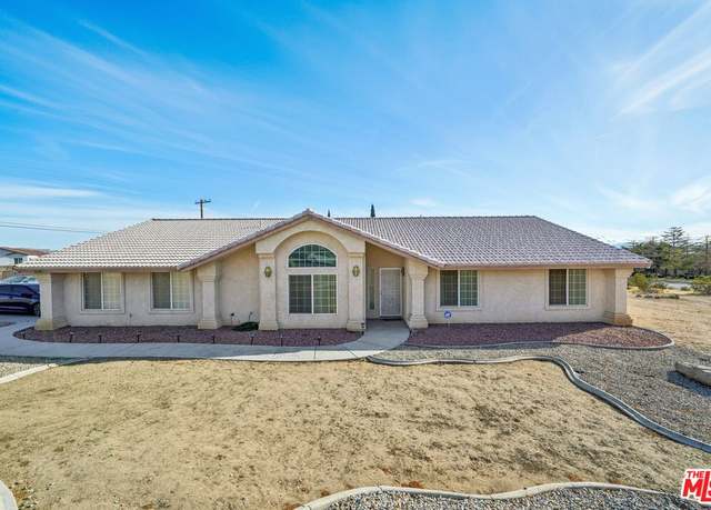 Property at 16185 Viho Rd, Apple Valley, CA 92307, 5 beds, 2.5 baths