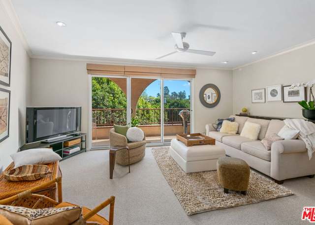 Property at 2035 4th St Unit 305C, Santa Monica, CA 90405, 1 bed, 1 bath