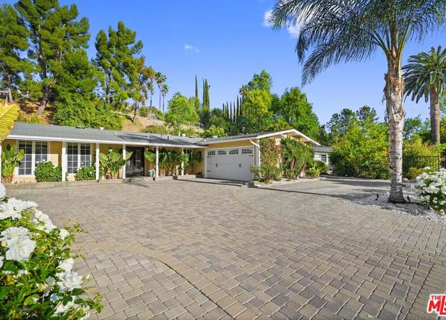 Property at 7152 Pomelo Dr, West Hills, CA 91307, 3 beds, 2.5 baths