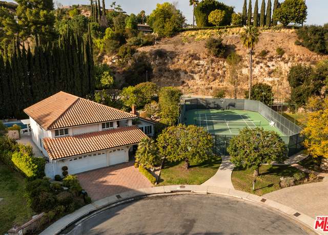 Property at 16230 Meadowcrest Rd, Sherman Oaks, CA 91403, 5 beds, 4 baths