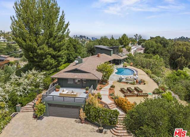 Property at 4650 Canoga Ave, Woodland Hills, CA 91364, 3 beds, 3 baths