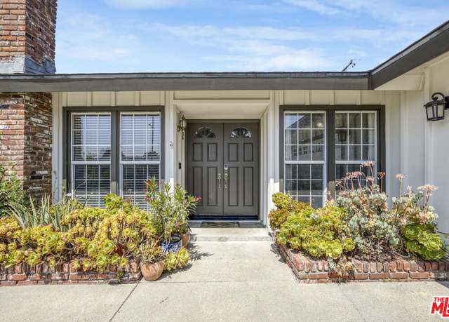 Property at 2735 Beth Pl, Simi Valley, CA 93065, 4 beds, 2.5 baths