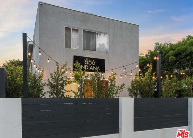 Property at 656 Indiana Ave, Venice, CA 90291, 14 beds, 6 baths