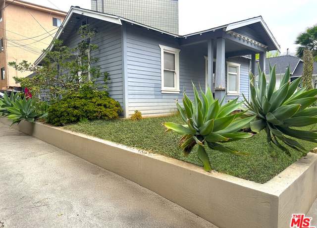 Property at 1116 S Barrington Ave, Los Angeles, CA 90049, 2 beds, 1 bath