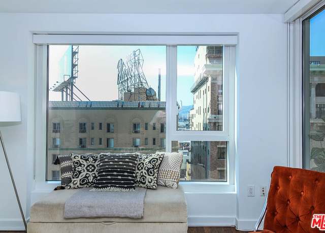 Property at 6250 Hollywood Blvd Unit 11N, Los Angeles, CA 90028, 2 beds, 2.5 baths