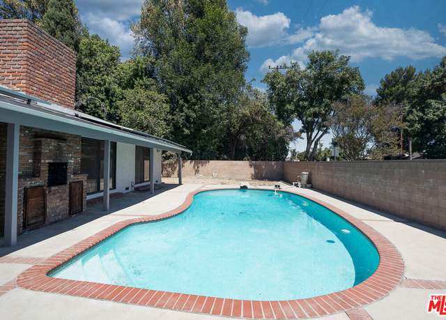 Property at 8300 Zelzah Ave, Northridge, CA 91325, 4 beds, 2 baths