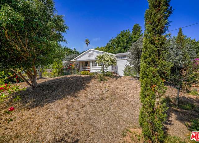Property at 3530 Grand View Blvd, Los Angeles, CA 90066, 6 beds, 4 baths