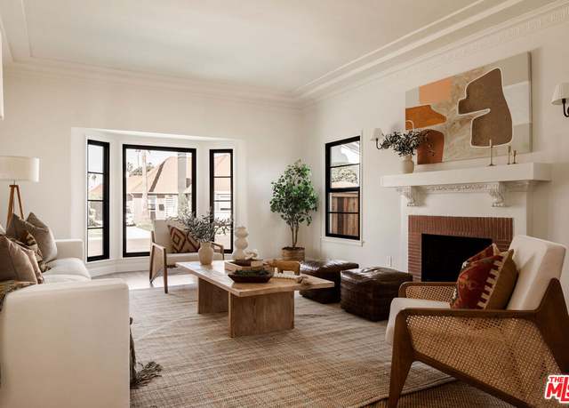 Property at 3976 Olmsted Ave, Los Angeles, CA 90008, 3 beds, 2.5 baths