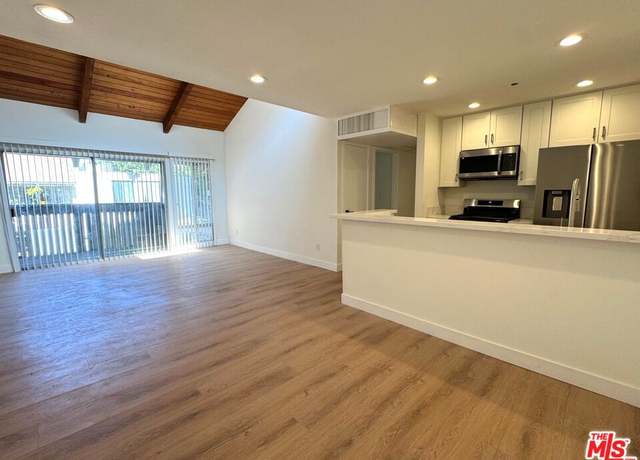 Property at 8601 International Ave #237, Canoga Park, CA 91304, 2 beds, 1 bath
