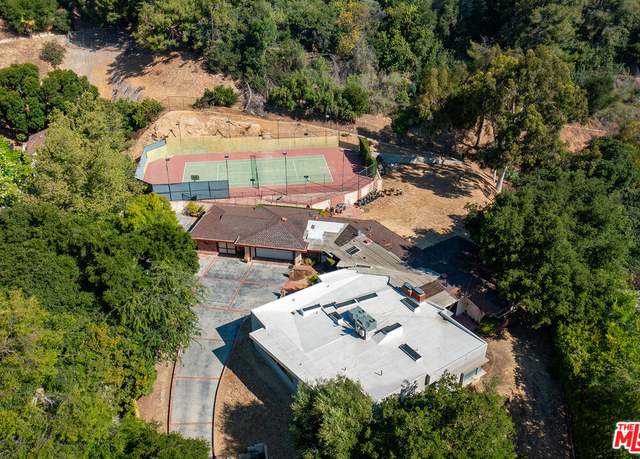 Property at 16145 High Valley Pl, Encino, CA 91436, 5 beds, 5 baths