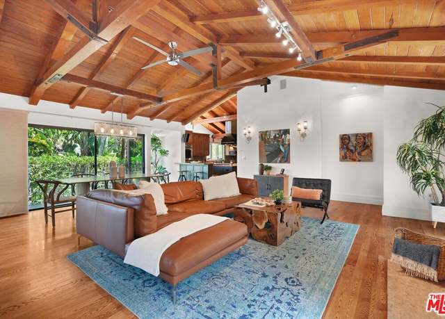 Property at 3310 Bennett Dr, Los Angeles, CA 90068, 4 beds, 3.5 baths