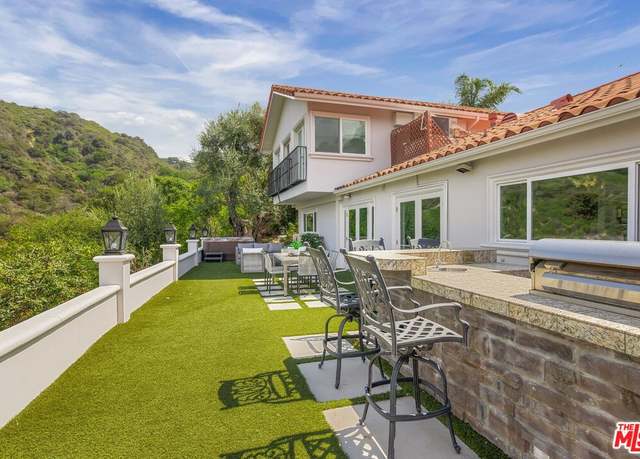 Property at 3530 Coy Dr, Sherman Oaks, CA 91423, 3 beds, 3 baths