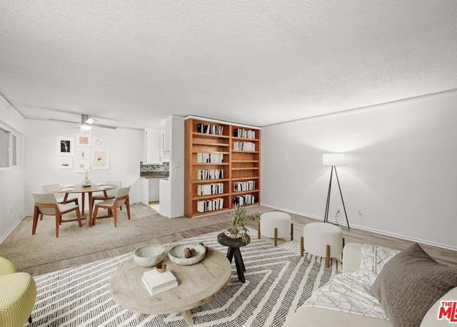 Property at 960 Larrabee St #104, West Hollywood, CA 90069, 1 bed, 1 bath