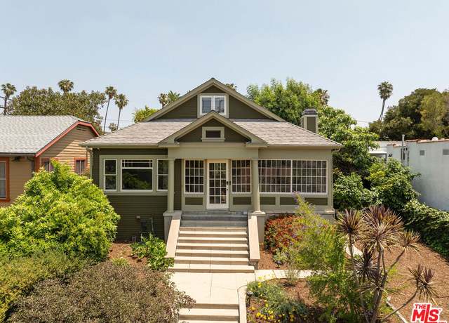 Property at 1402 N Benton Way, Los Angeles, CA 90026, 3 beds, 3.5 baths