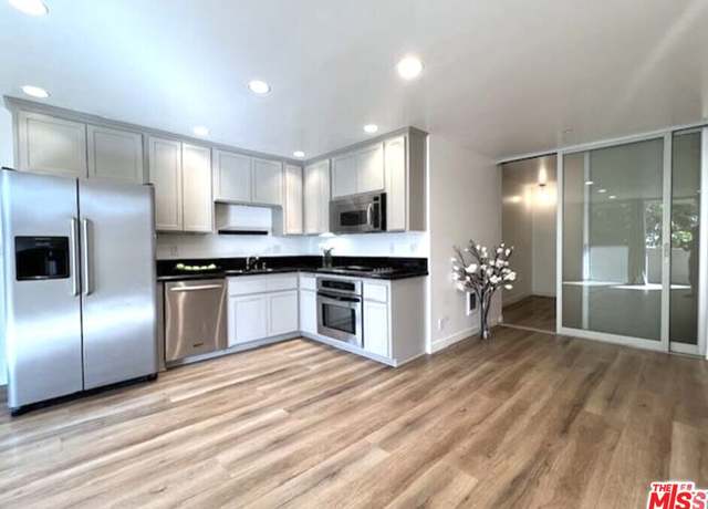 Property at 11645 Montana Ave #222, Los Angeles, CA 90049, 1 bed, 1 bath
