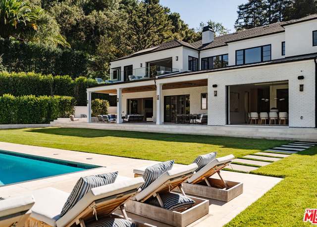 Property at 13164 Boca De Canon Ln, Los Angeles, CA 90049, 7 beds, 8.5 baths