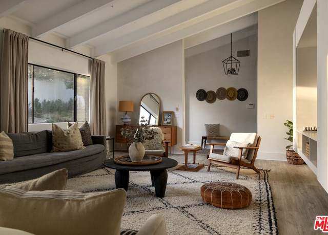 Property at 29328 Heathercliff Rd, Malibu, CA 90265, 6 beds, 5.5 baths