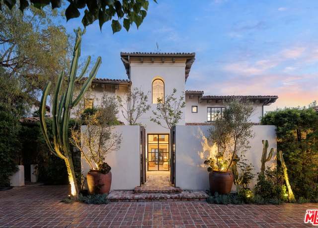 Property at 7100 La Presa Dr, Los Angeles, CA 90068, 6 beds, 7.5 baths